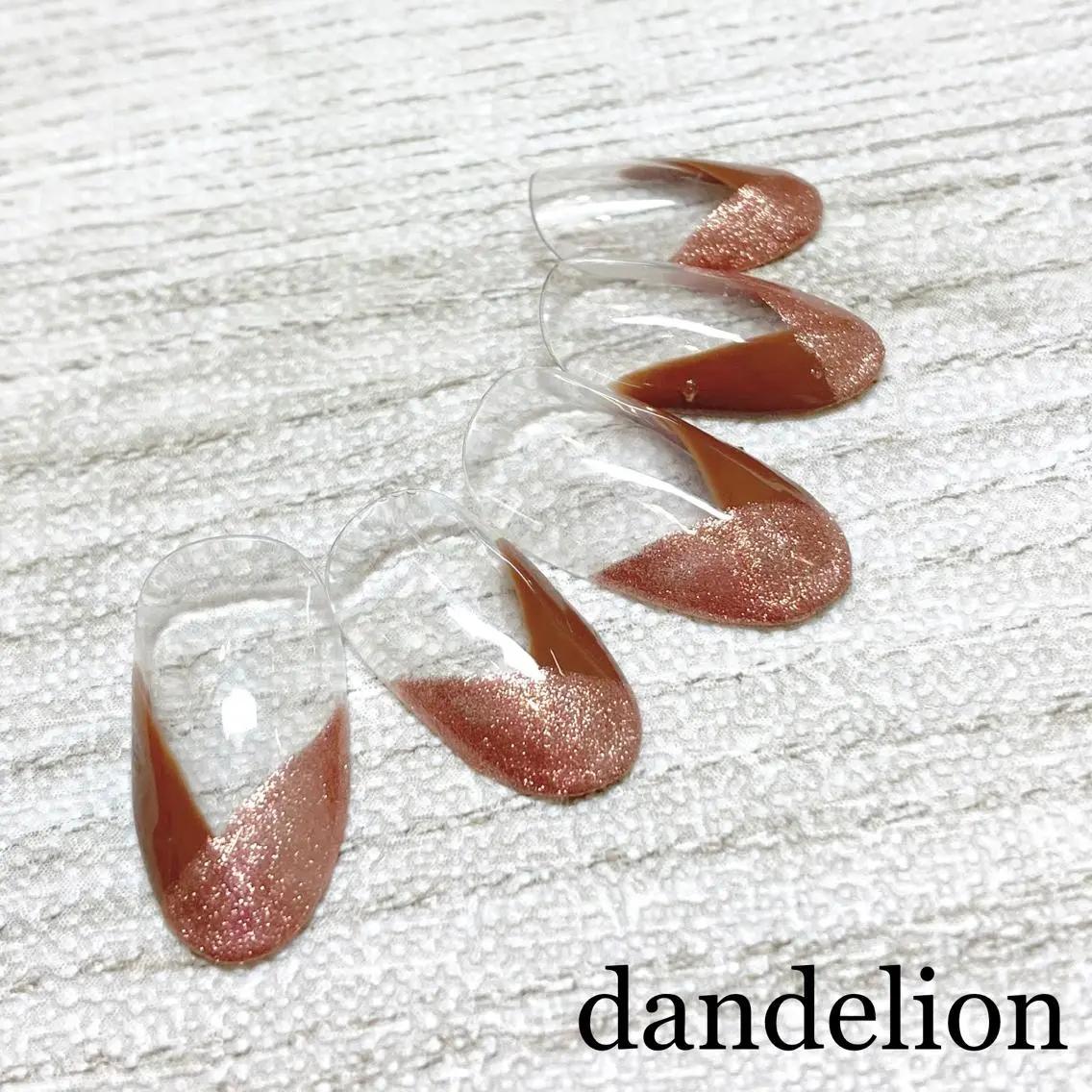 ネイル ハンドネイル ハンドケア dandelion ダンデライオンのネイルデザイン