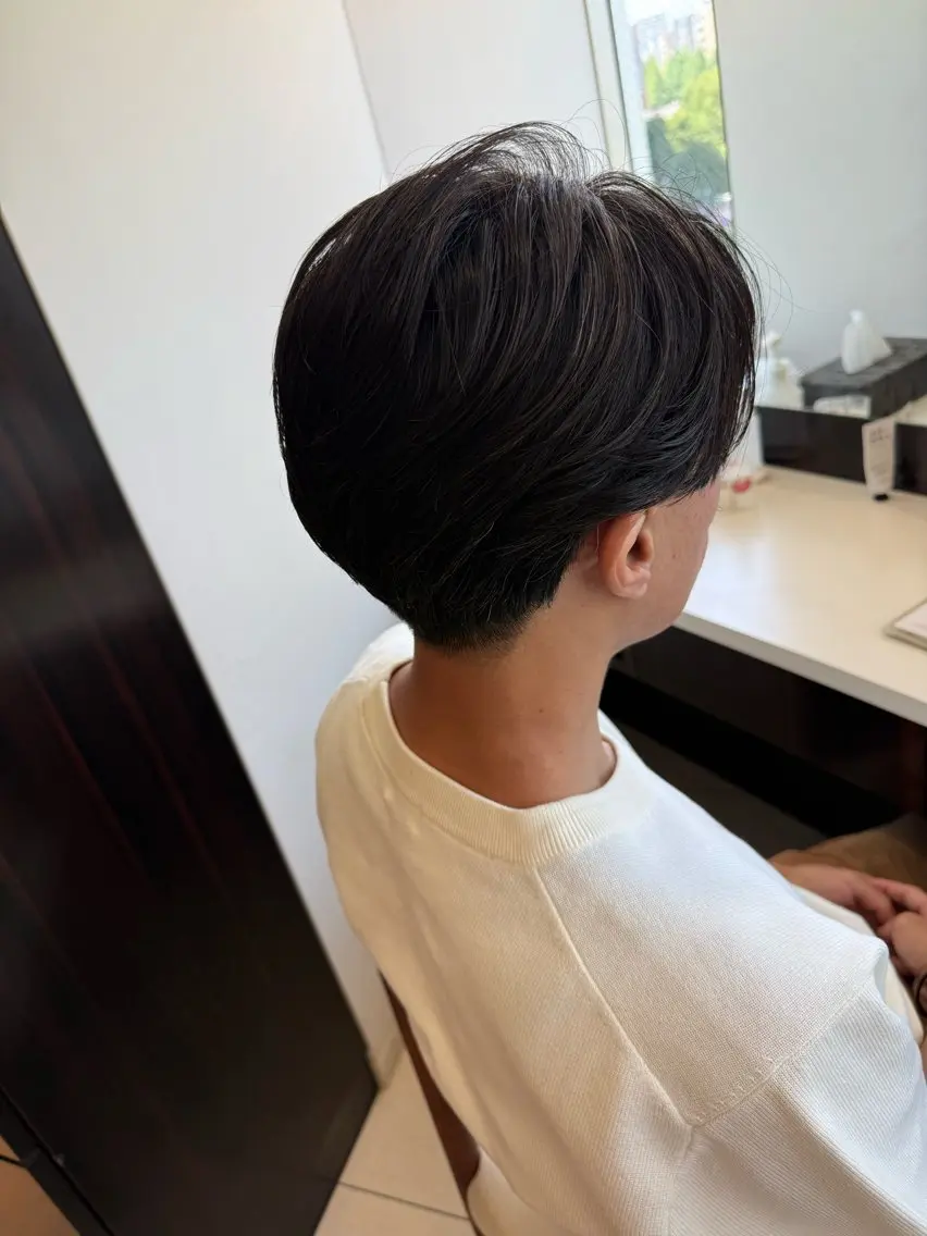 メンズ メンズパーマ カット パーマ レナークアリア 梅津美憂のヘアスタイル