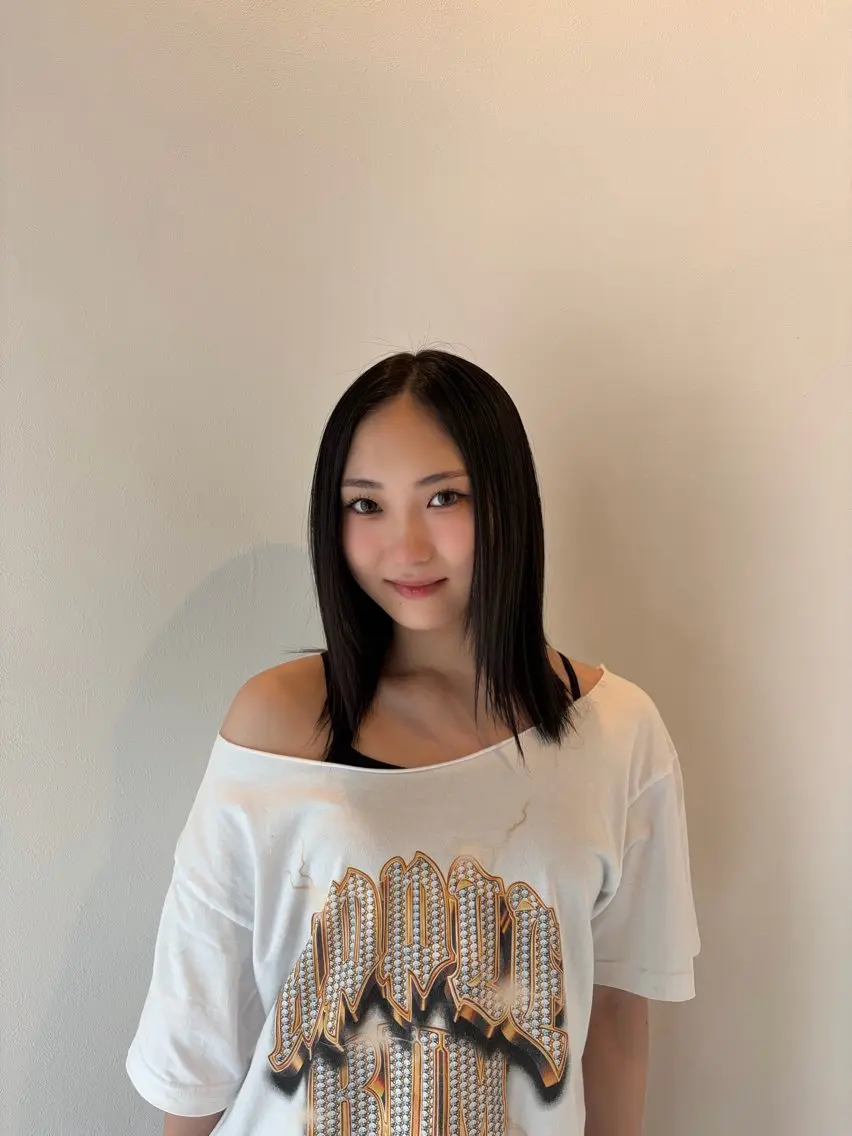 ミディアム ヘアカラー SOL🐈‍⬛ しゅのんのヘアスタイル