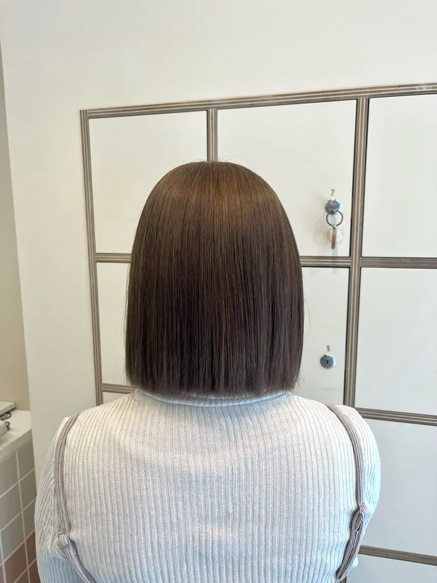 ミディアム ヘアカラー 山口 愛結のヘアスタイル