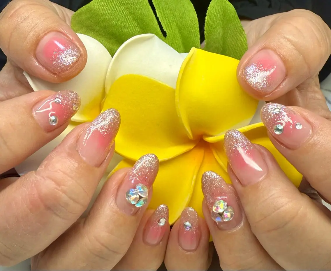 ネイル アートネイル チークネイル フレンチネイル 氷ネイル・うるうるネイル キラキラネイル Mai’s nailのネイルデザイン