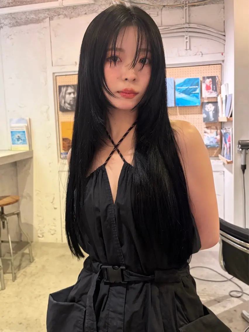 ロング カラー 黒髪 ロング カット ヘアカラー トリートメント 村上雅人 ナチュラルモードのヘアスタイル