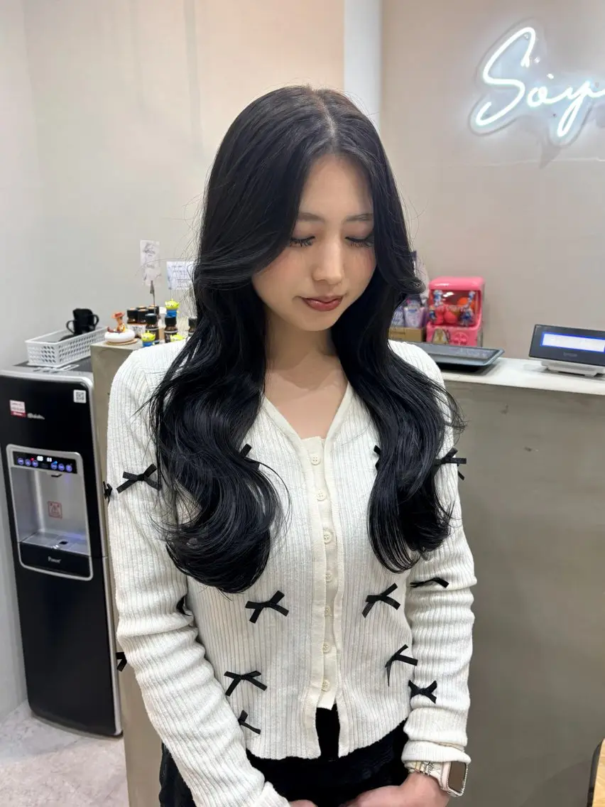 カット＋透明感カラー＋14種の極上トリートメントの写真