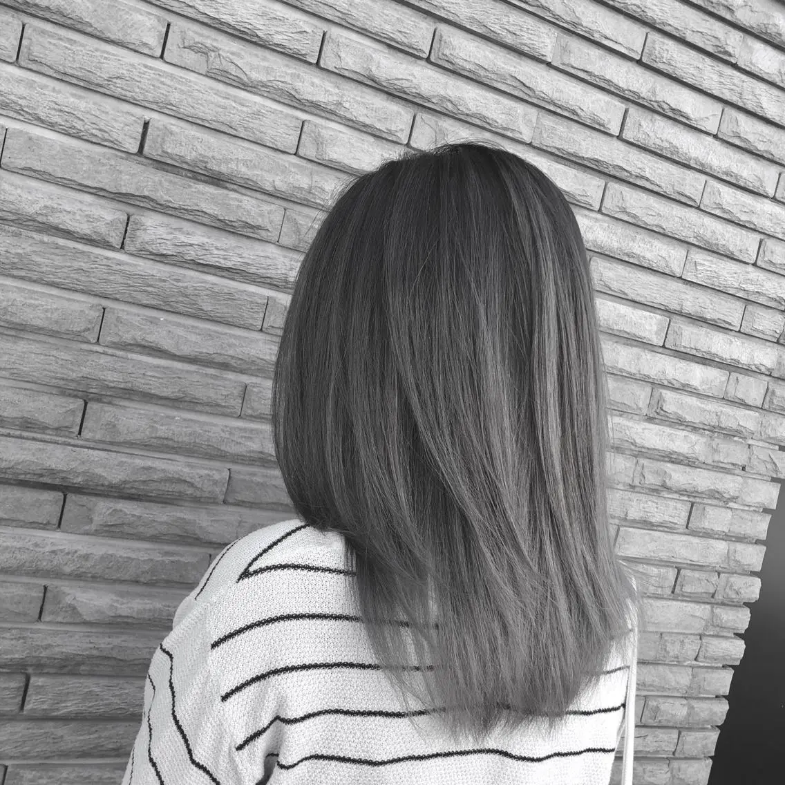 ミディアム カラー ヘアアレンジ バレイヤージュ デザインカラー ハイライトカラー 外国人風カラー ハイライト アンドウ ユウ/ レイヤーカット/韓国のヘアスタイル