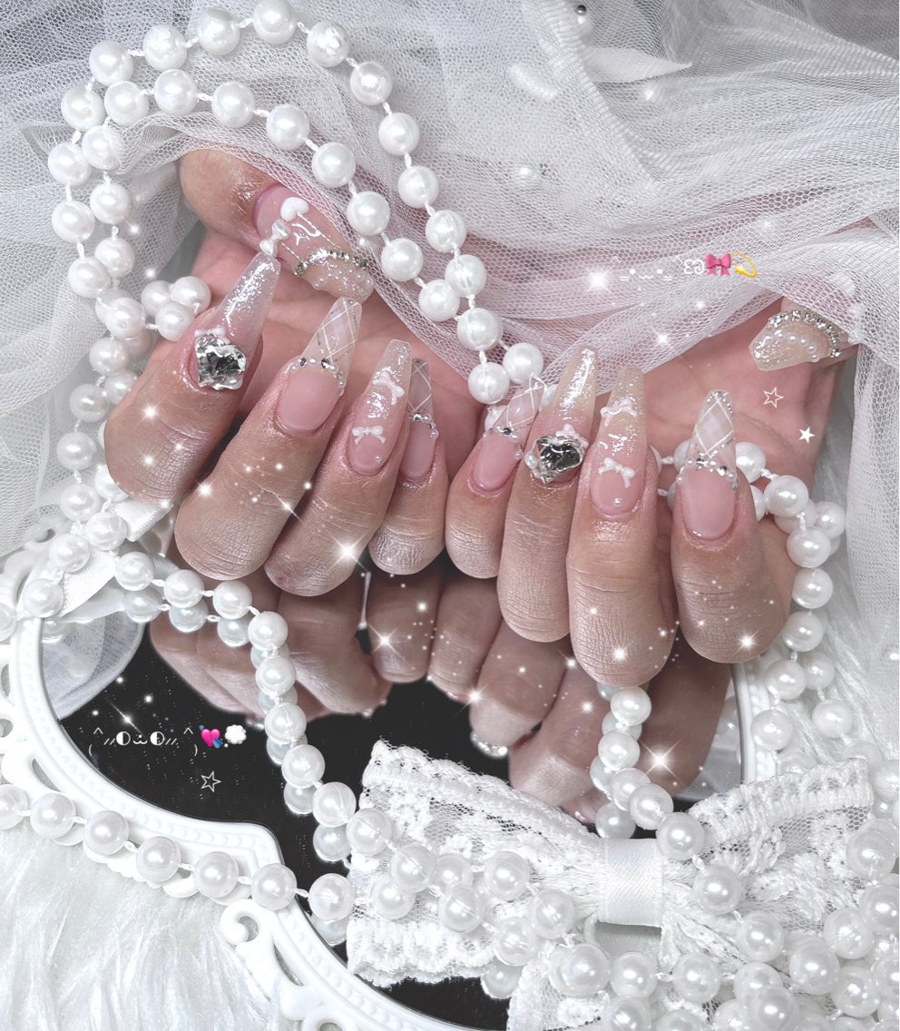 ネイル ˚✧🆕スタッフ🍥 NanAsE⁺✧༚のネイルデザイン