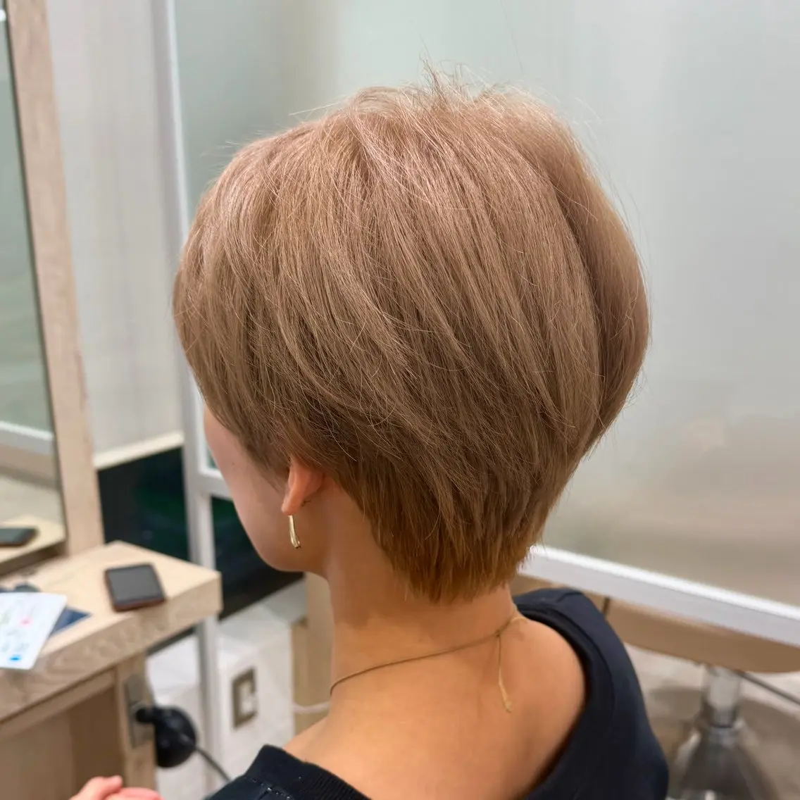 ショート カラー ベージュカラー ショートヘア カット ヘアカラー トリートメント EARTH菊名店👾 ひらのすぐるのヘアスタイル