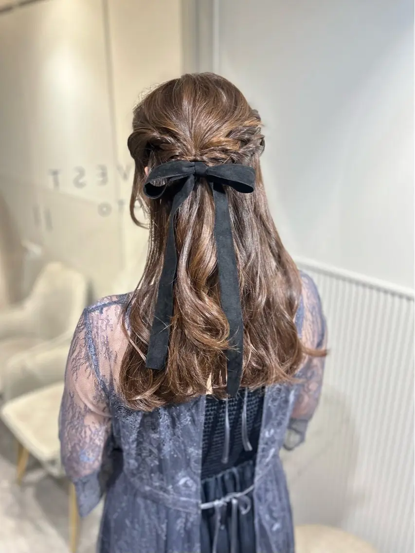 ロング ヘアアレンジ ハーフアップ LOVEST Rihoのヘアスタイル