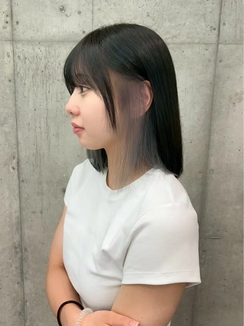 ミディアム カラー ヘアアレンジ ブリーチ ダブルカラー イヤリングカラー イルミナカラー ブリーチなしカラー 立川レイヤー 透明感カラーaoiのヘアスタイル