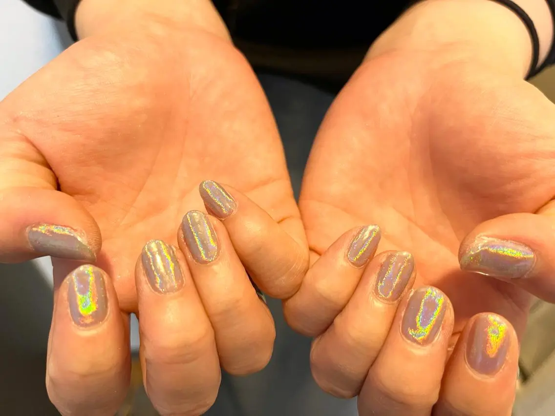 ネイル オーロラネイル フラワーネイル フットネイル フレンチネイル ジェルネイル mogunail &blowのネイルデザイン