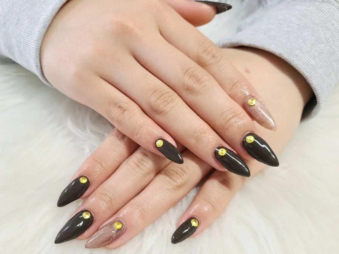 ネイル ハンドネイル Lily Eye&Nailのネイルデザイン