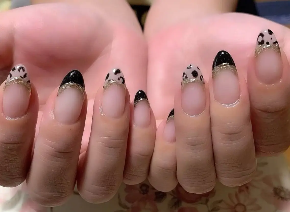 ネイル フレンチネイル MHR nailのネイルデザイン