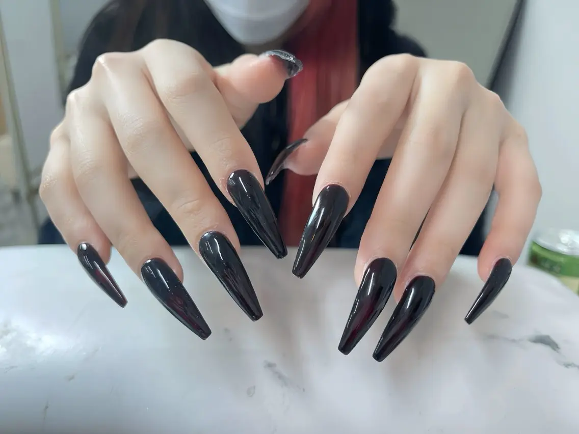 ネイル アートネイル チークネイル ジェルネイル ロングネイル マグネットネイル ハンドネイル Rin Nail 新大久保店のネイルデザイン