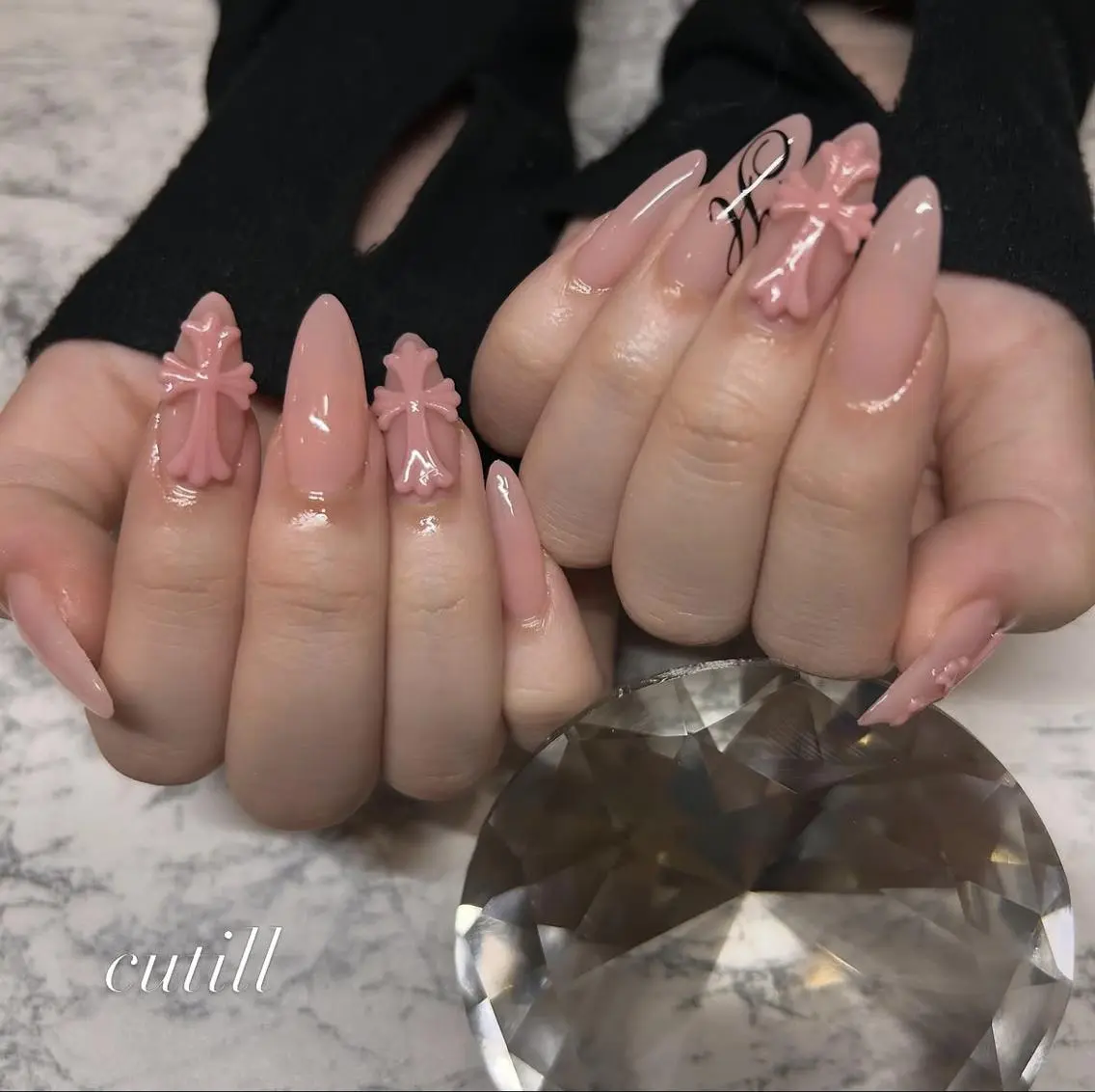 ネイル ワンカラーネイル ハンドネイル Megu 【 cutill 】のネイルデザイン
