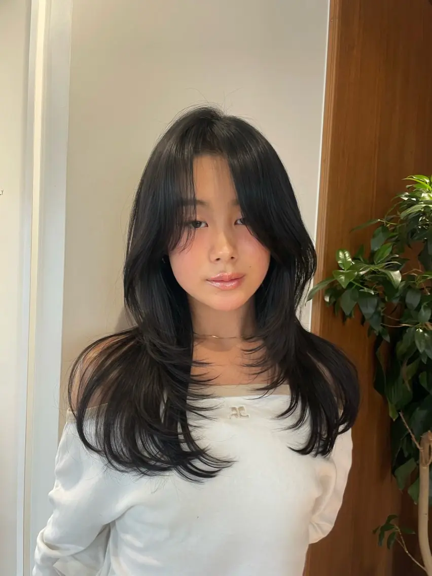 ミディアム ヘアカラー トリートメント 骨格補正 レイヤー🌸さくらのヘアスタイル