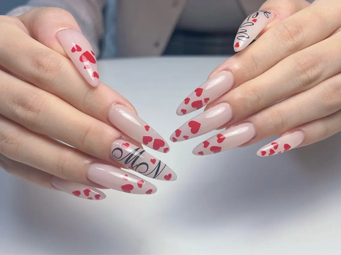 ネイル 成人式 フラッシュネイル フットネイル ジェルネイル 卒業式 ハンドネイル ハンドケア 心斎橋Mione nail salonのネイルデザイン