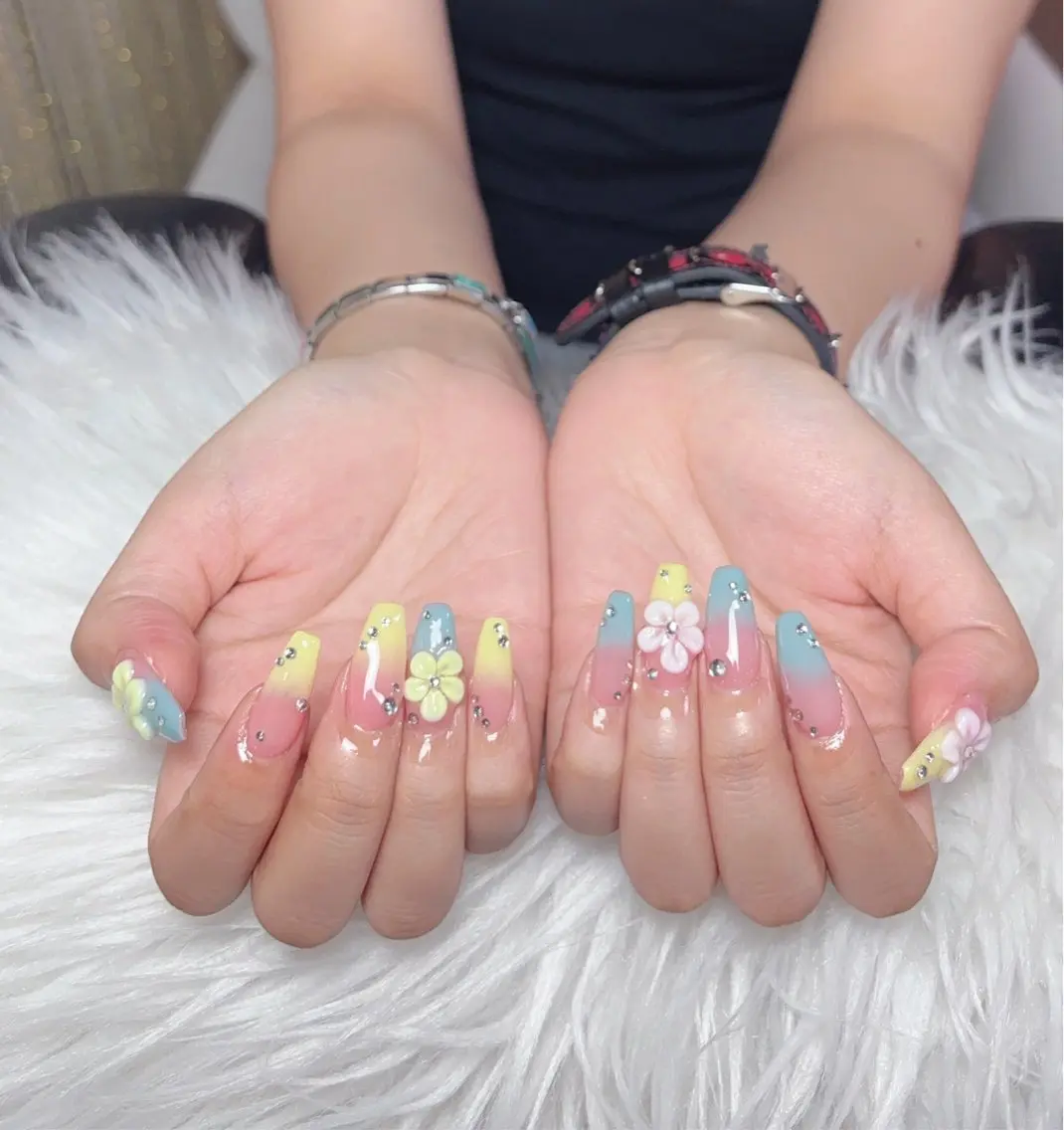 ネイル ハンドネイル RosyBeauty スカルプ専門店のネイルデザイン