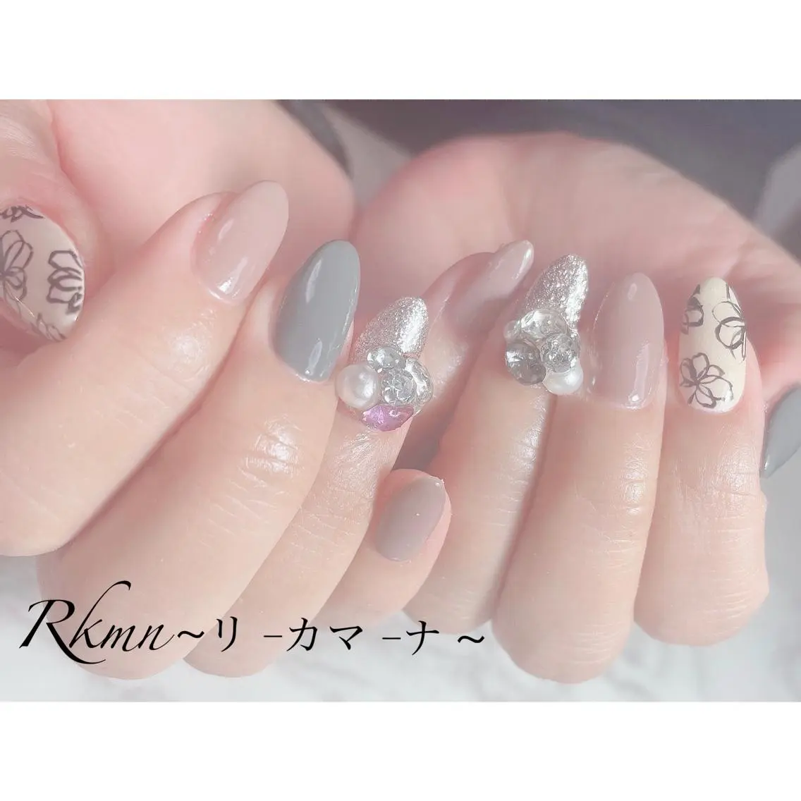 ネイル アートネイル フラワーネイル フレンチネイル ジェルネイル グラデーション ハンドネイル フットネイル ハンドケア Rkmn ~リ-カマ-ナ~のネイルデザイン