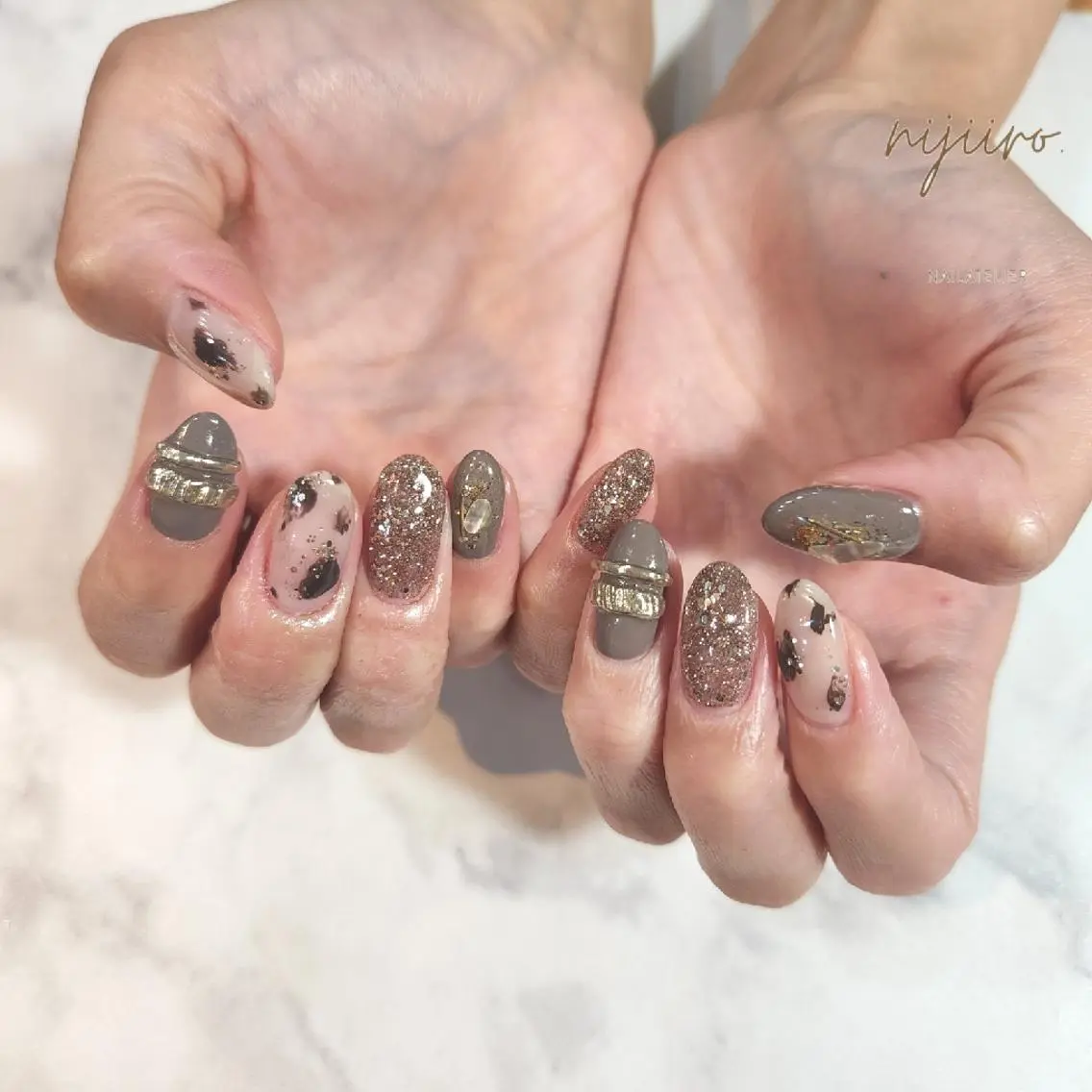 ネイル ハンドネイル nijiiro🌈 サトウのネイルデザイン