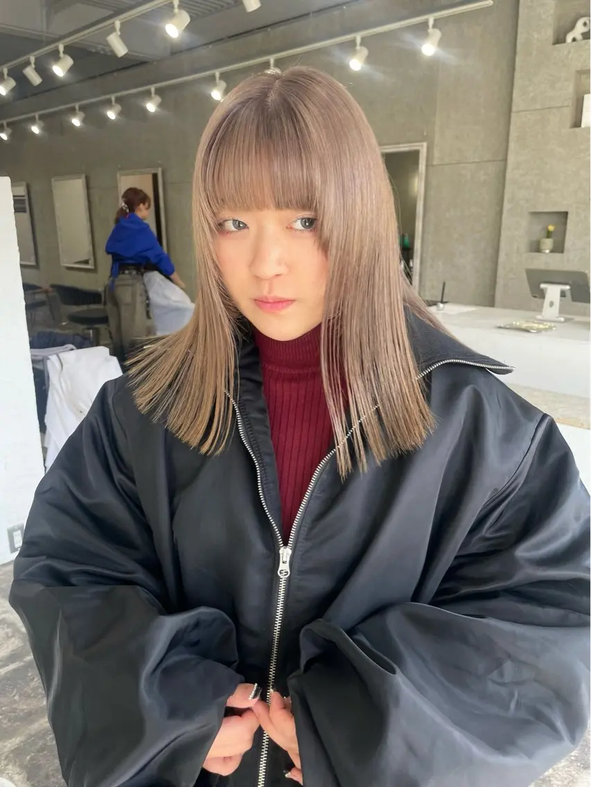 セミロング カット ヘアカラー トリートメント shiba tomomiのヘアスタイル