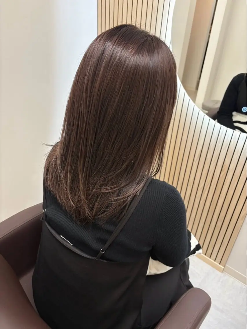 セミロング カラー カット ヘアカラー トリートメント rina🤍 似合わせ透け感カラーのヘアスタイル