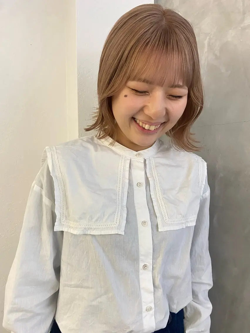 ミディアム カラー ベージュカラー ブリーチ ダブルカラー ハイトーンカラー ミルクティーベージュ カット ヘアカラー トリートメント 森貴裕/ベージュ/ パーマ/オリーブのヘアスタイル