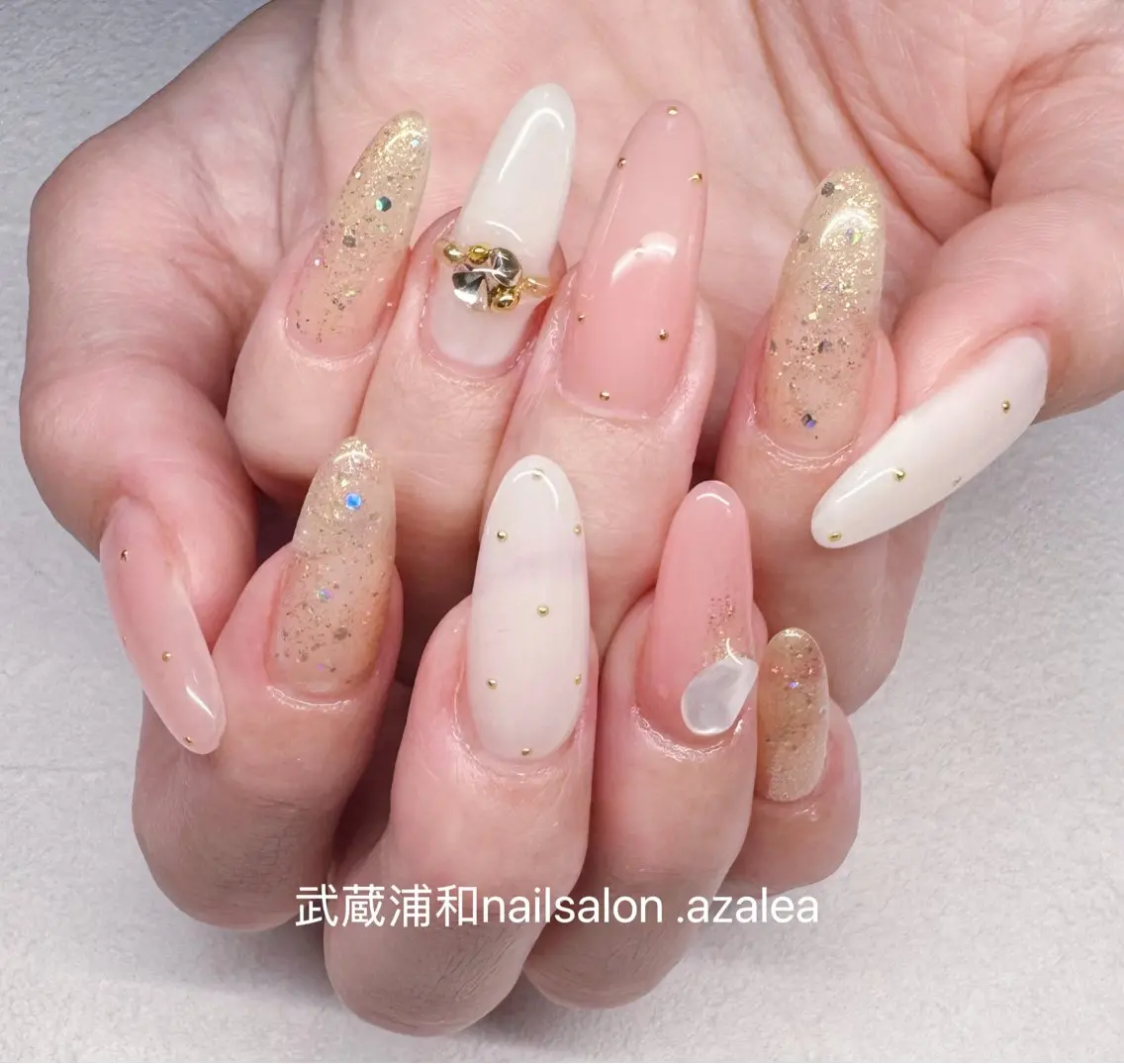 ネイル ハンドネイル R inのネイルデザイン