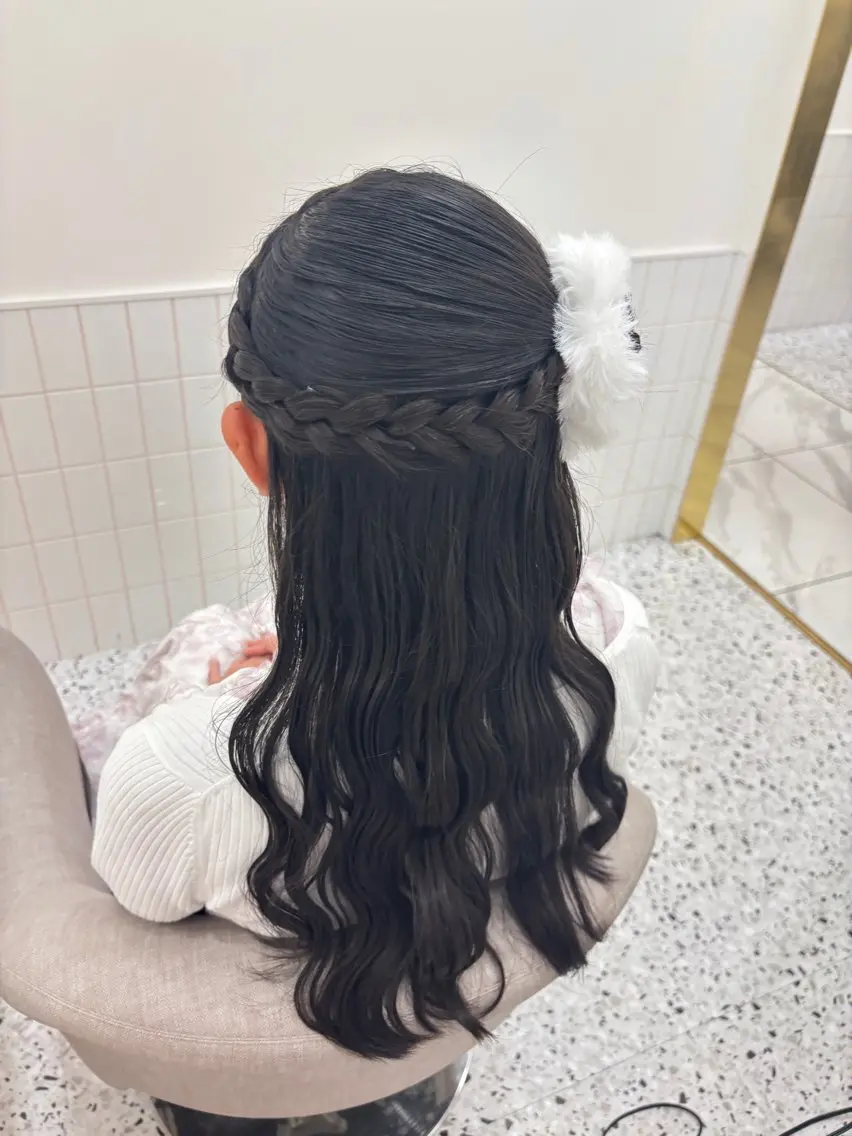 ヘアアレンジ ヘアセット 福与 美和のヘアスタイル