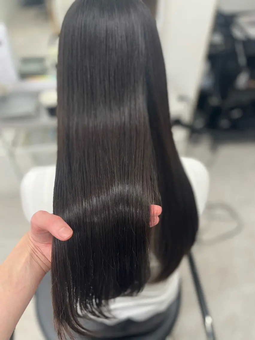 ロング カラー ブラウンカラー ダークブラウン カット ヘアカラー トリートメント 🫧ぷる艶カラー🫧 Yuubi🦩のヘアスタイル