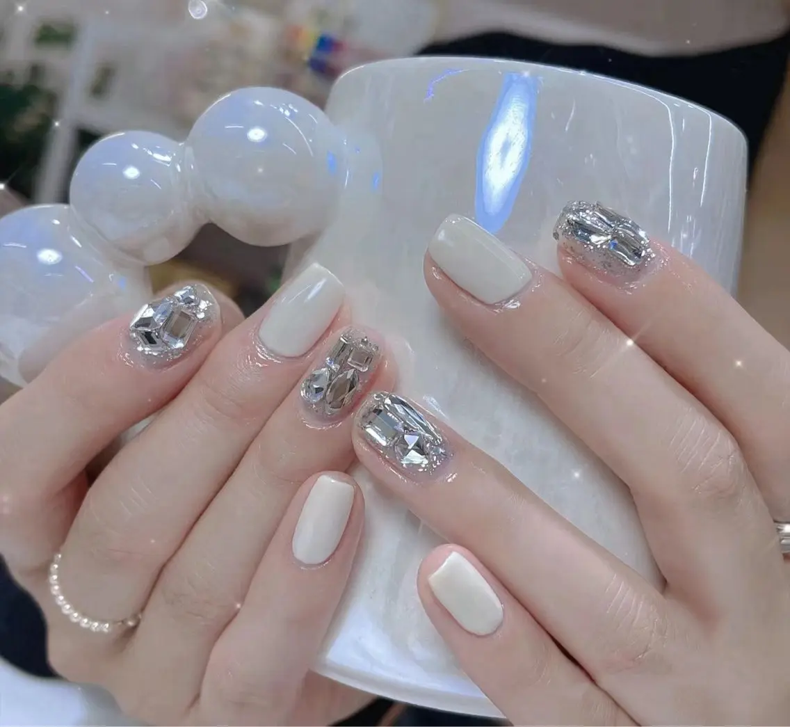 ネイル ハンドネイル 🦋Minmin nail salonのネイルデザイン
