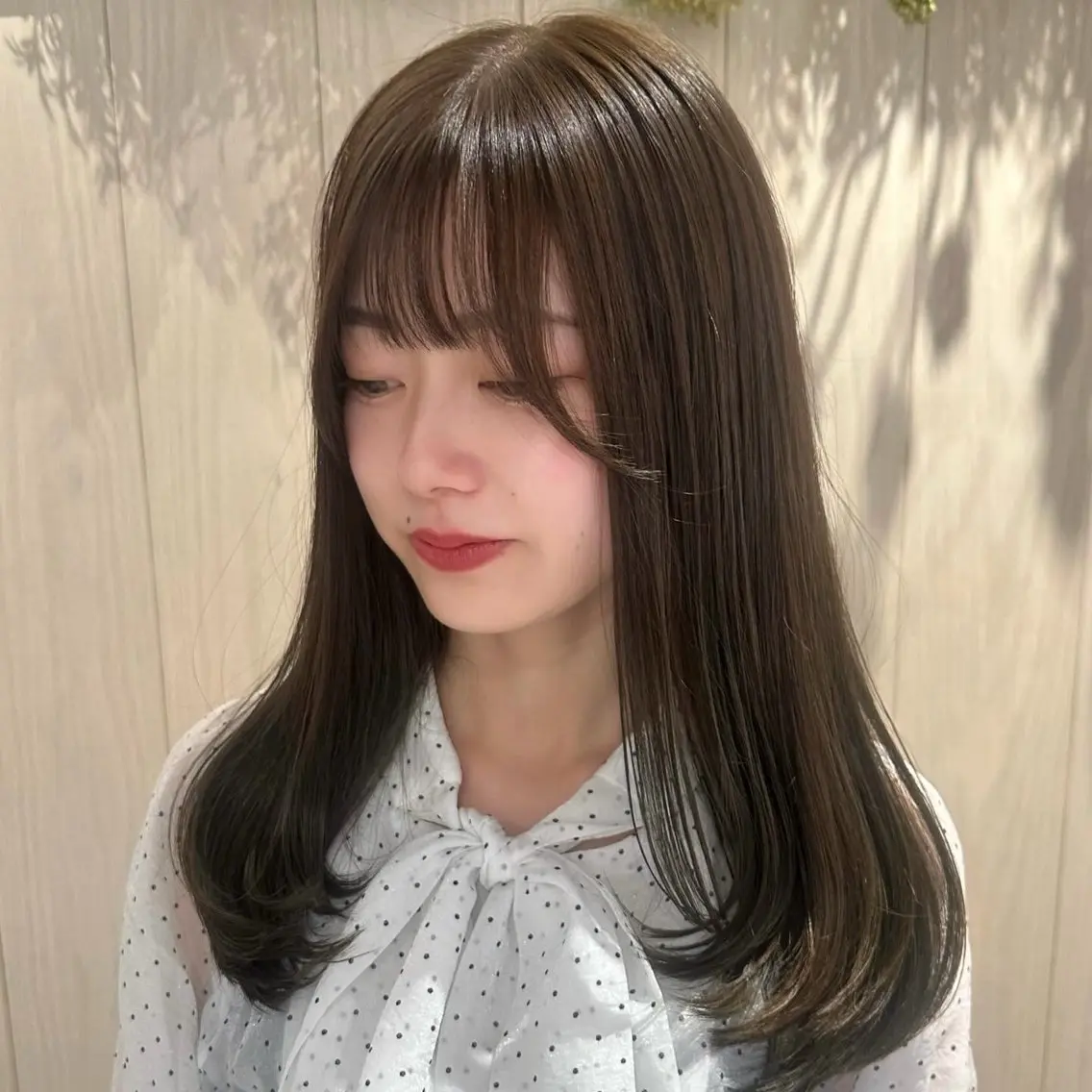 セミロング カラー ヘアカラー トリートメント 🌼💛髪質改善× ケアカラー💛クルミのヘアスタイル