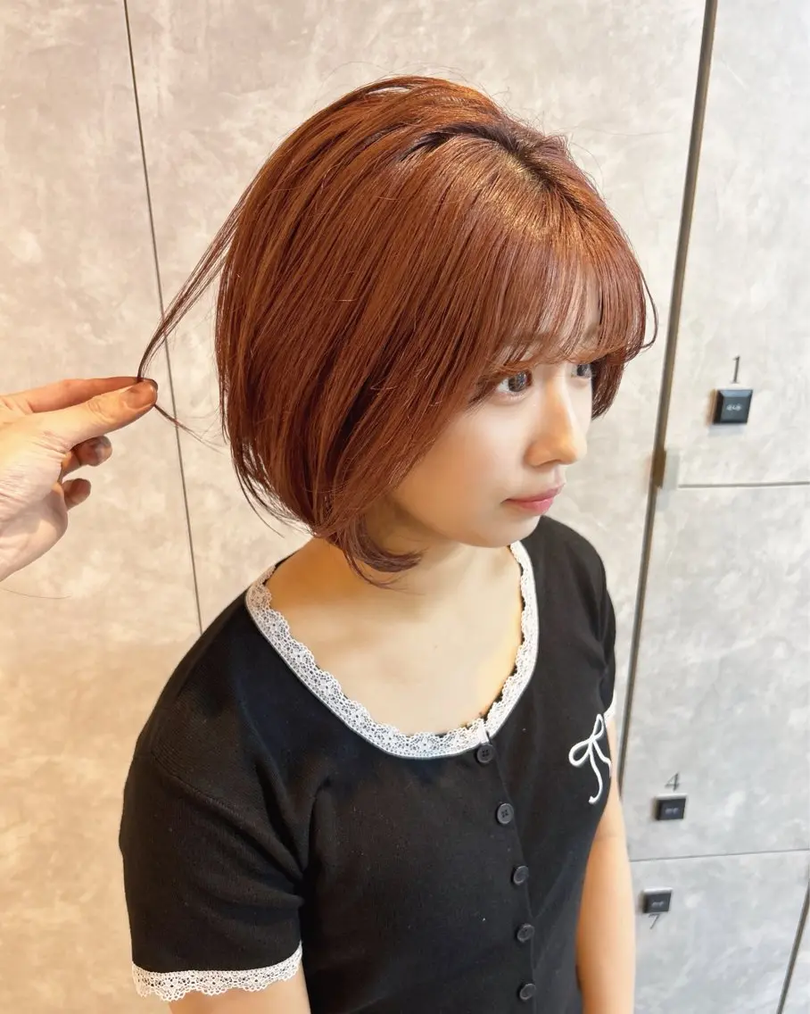 ショート 心斎橋/プルエクステ ハイトーン/カットのヘアスタイル