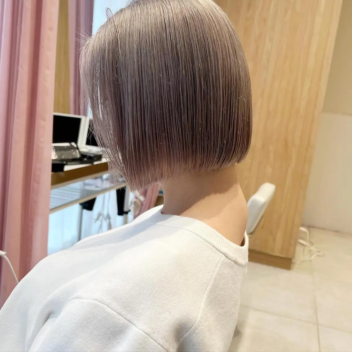 ショート カラー カット ヘアカラー トリートメント レイヤー専門家 ダブルカラー修のヘアスタイル