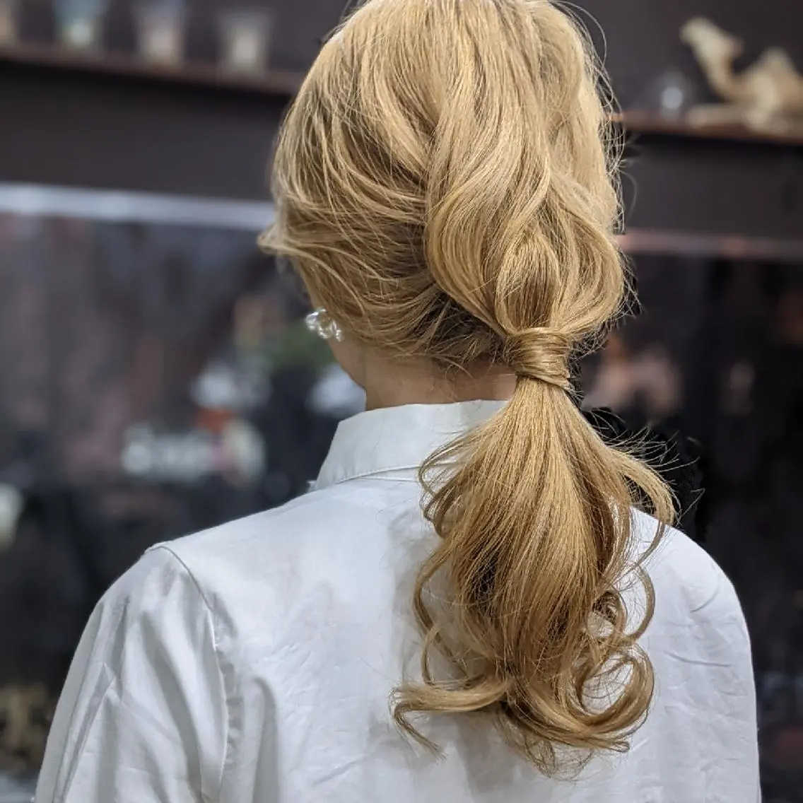 ロング ヘアアレンジ ポニーテール HIKARI＠ Ruheplatzのヘアスタイル