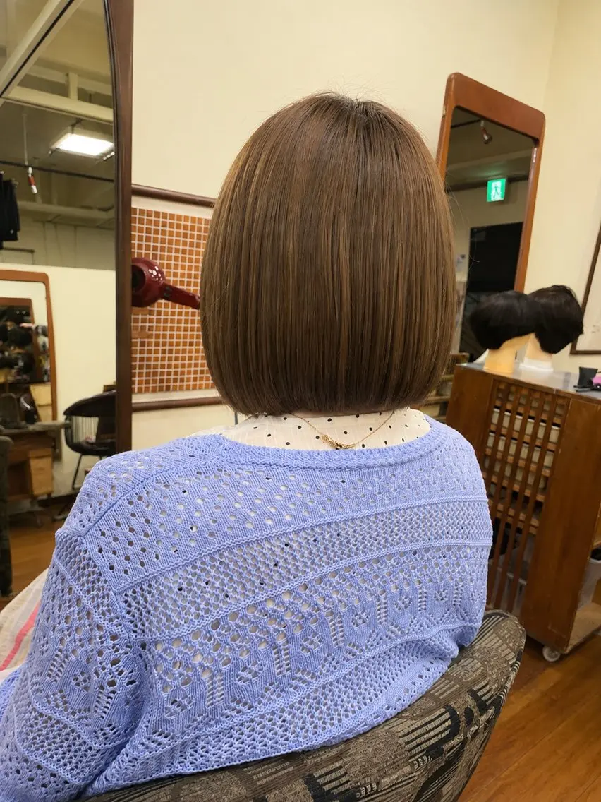 ミディアム ボブ ミニボブ/レイヤー ボブ/渋谷/ 宍戸のヘアスタイル