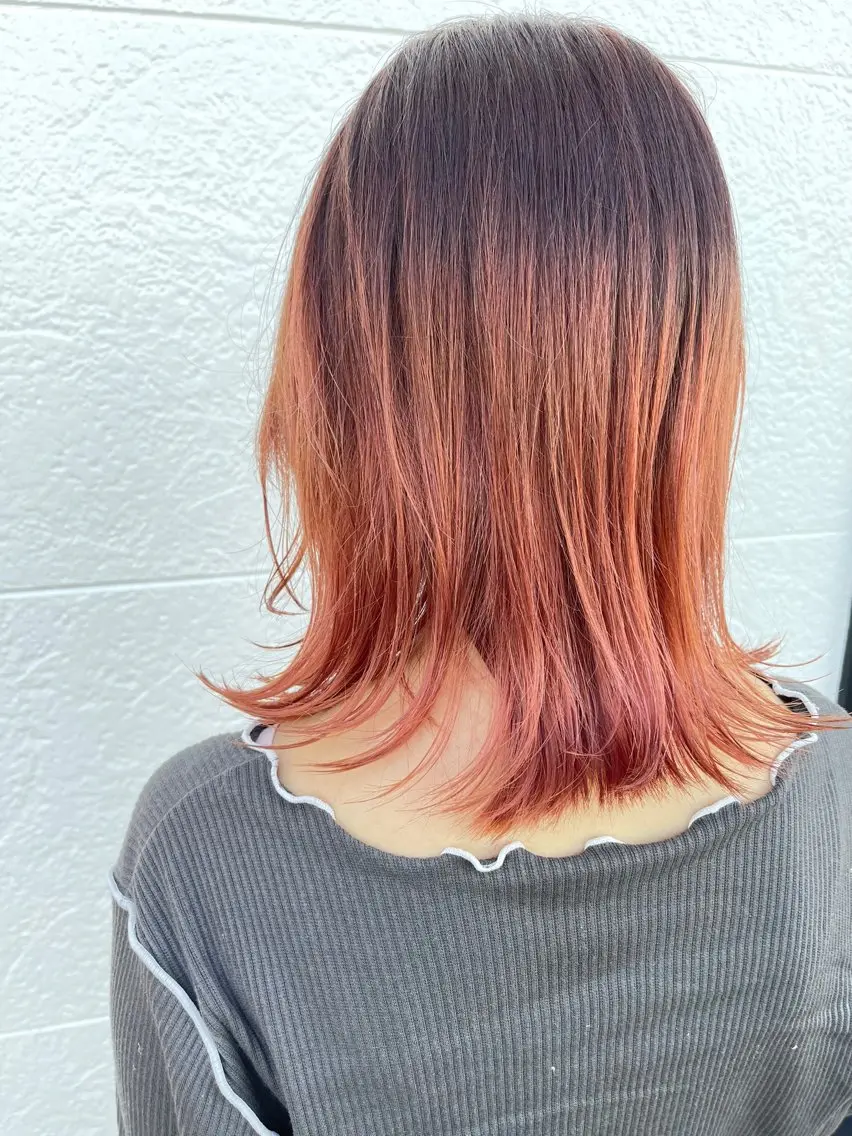 セミロング 新宅 綾乃のヘアスタイル