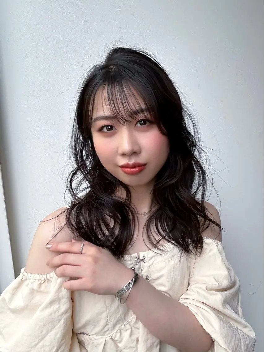 ミディアム カラー ミディアムレイヤー レイヤーカット カット トリートメント 髙木美緒🌿 レイヤー/アレンジのヘアスタイル