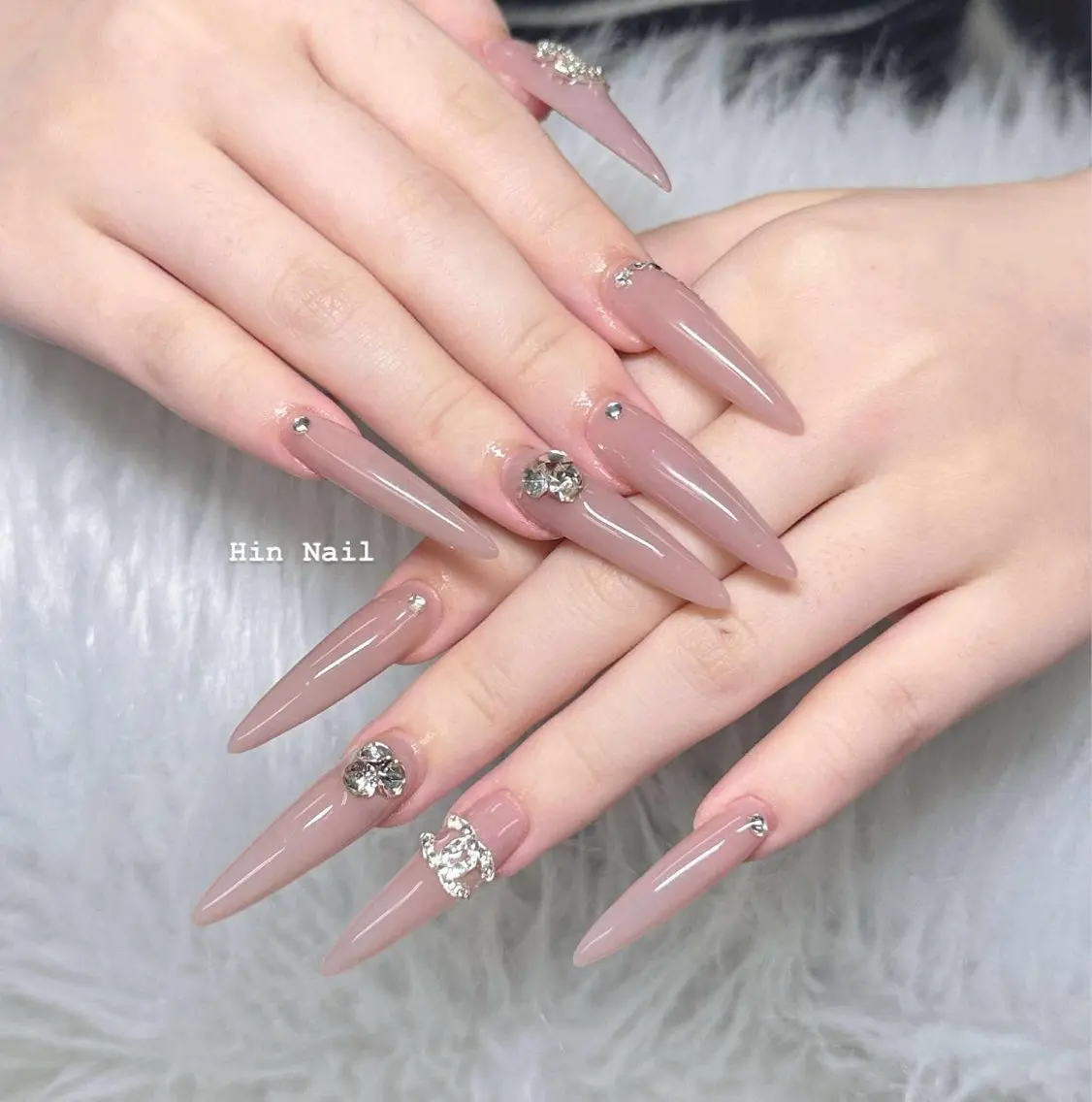 ネイル ハンドネイル HIN NAILのネイルデザイン