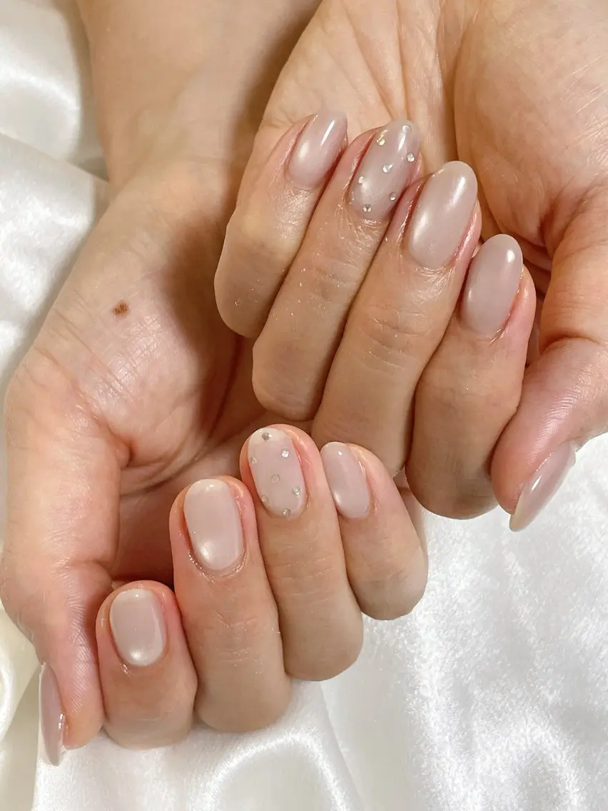 ネイル オーロラネイル フットネイル フレンチネイル ジェルネイル マグネットネイル ハンドネイル mogunail &blowのネイルデザイン