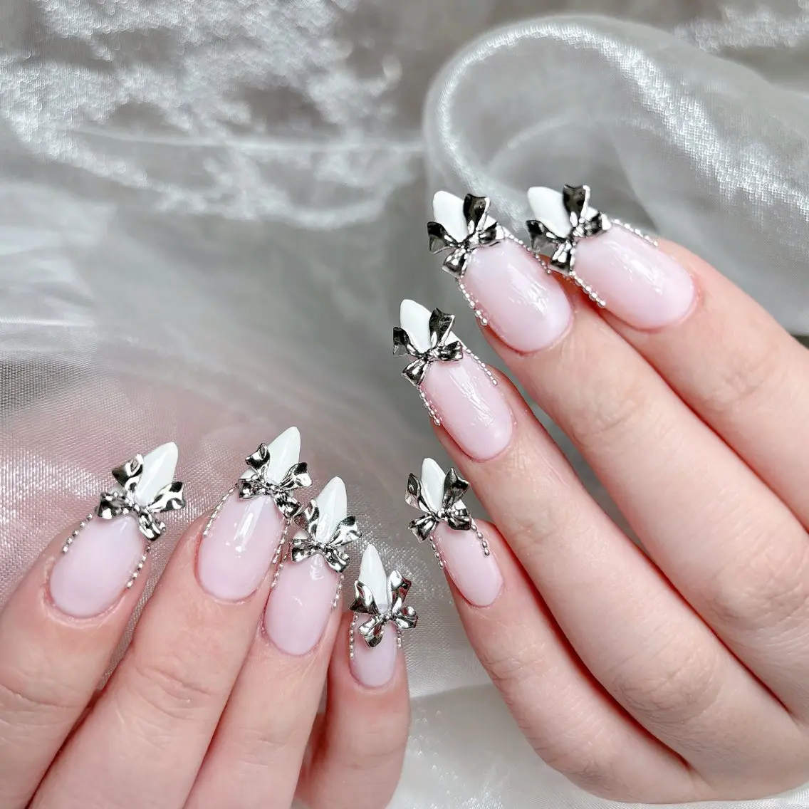 ネイル 成人式 ジェルネイル ロングネイル マグネットネイル ミディアムネイル ハンドネイル MoMoA Nail ネイル長さ出し専門店のネイルデザイン
