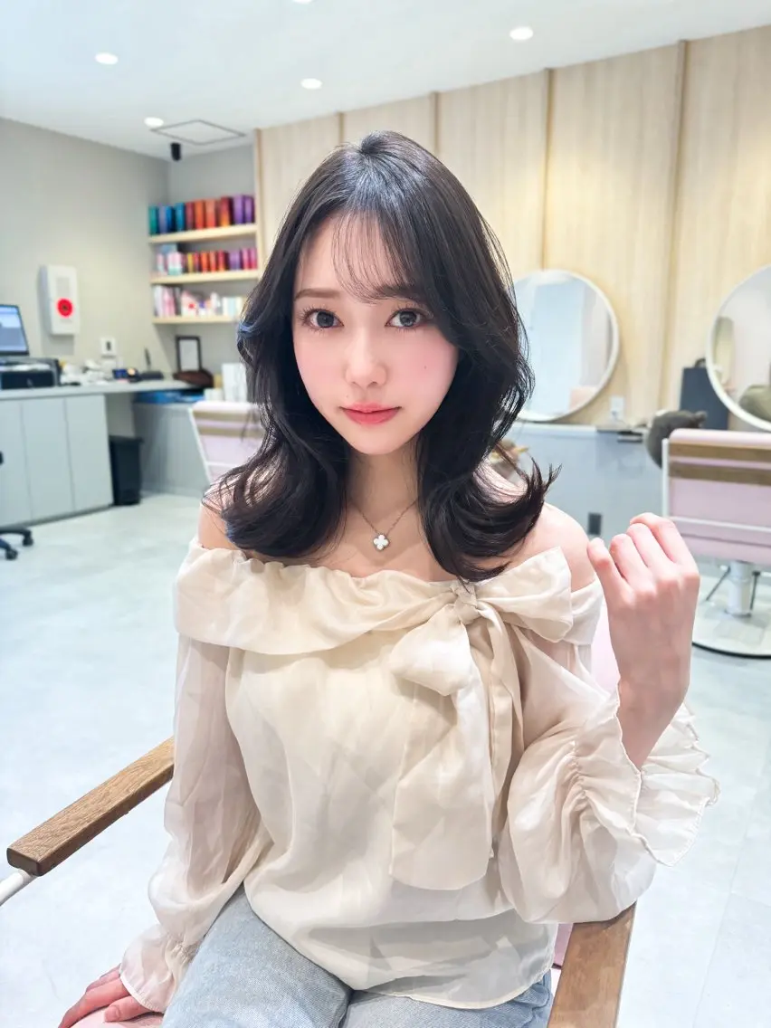 🔴🔵韓国風レイヤー【平日予約限定】似合わせカット+極つやカラーの写真