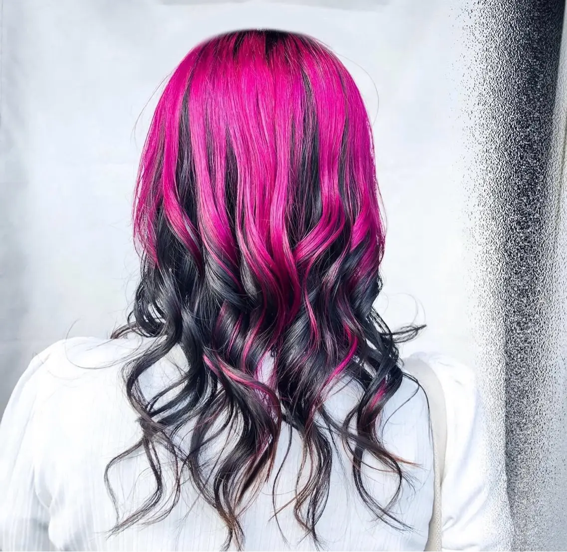 ミディアム カラー lore umeのヘアスタイル