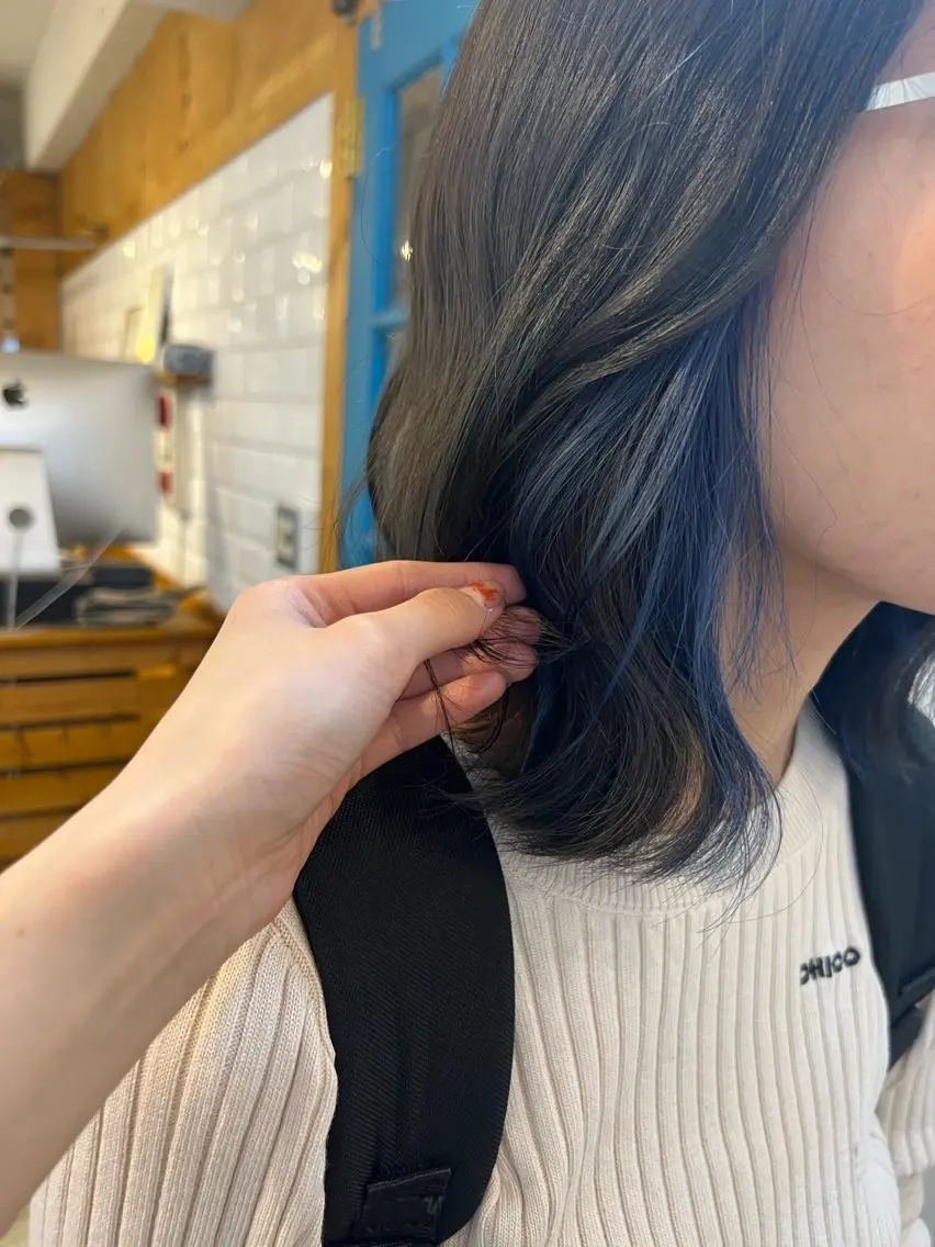ミディアム ボブ 顔周りカット ハイライト カット ヘアカラー トリートメント KANA/ボブ/ インナーカラー/艶髪のヘアスタイル