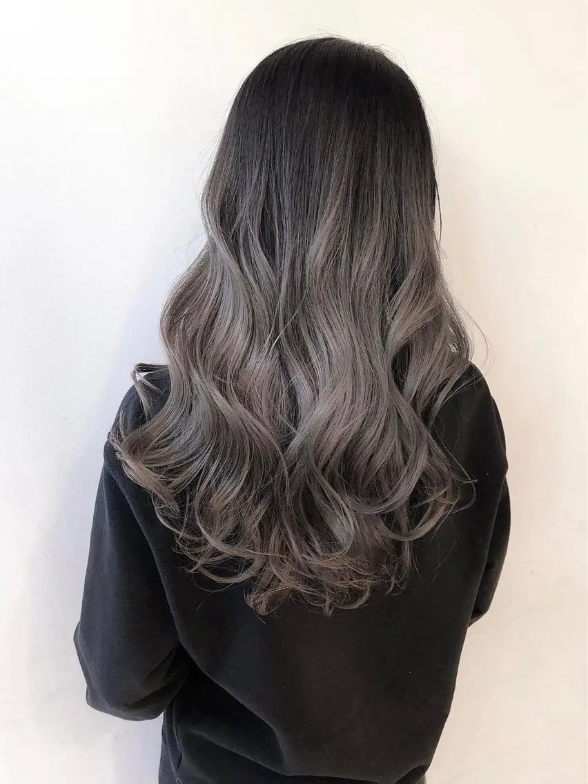 ロング 🎀柔らか暖色カラ ー💕sayakaのヘアスタイル