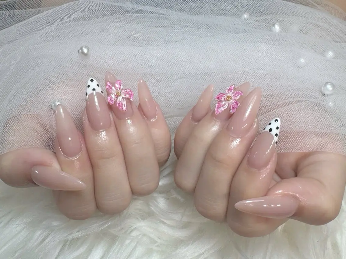 ネイル ハンドネイル HARA Nailsのネイルデザイン