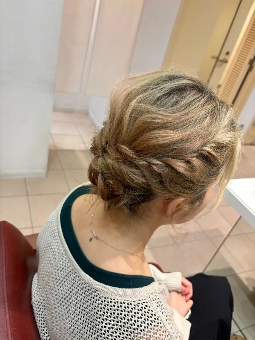 ヘアアレンジ 結婚式・ブライダル 簡単アレンジ ヘアセット 艶カラー/アレンジ 💟すなおのヘアスタイル