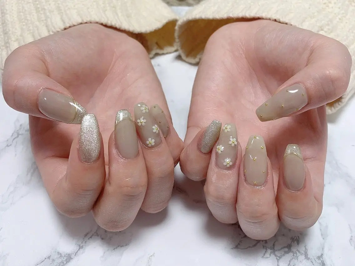 ネイル ハンドネイル はな💎ネイル ワンホン、長さ出しのネイルデザイン