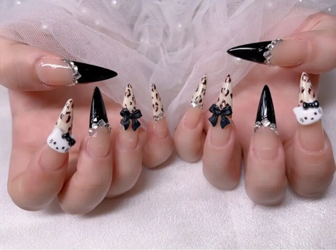 ネイル オーロラネイル フットネイル 韓国ネイル ラメ(グリッター) ラメグラデーション ハンドネイル Belle nail salon 新小岩のネイルデザイン