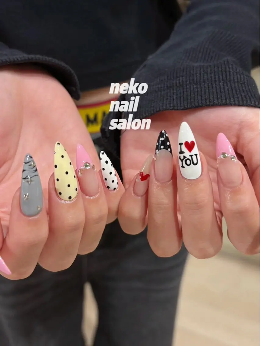 ネイル ドット ハンドネイル neko nailのネイルデザイン