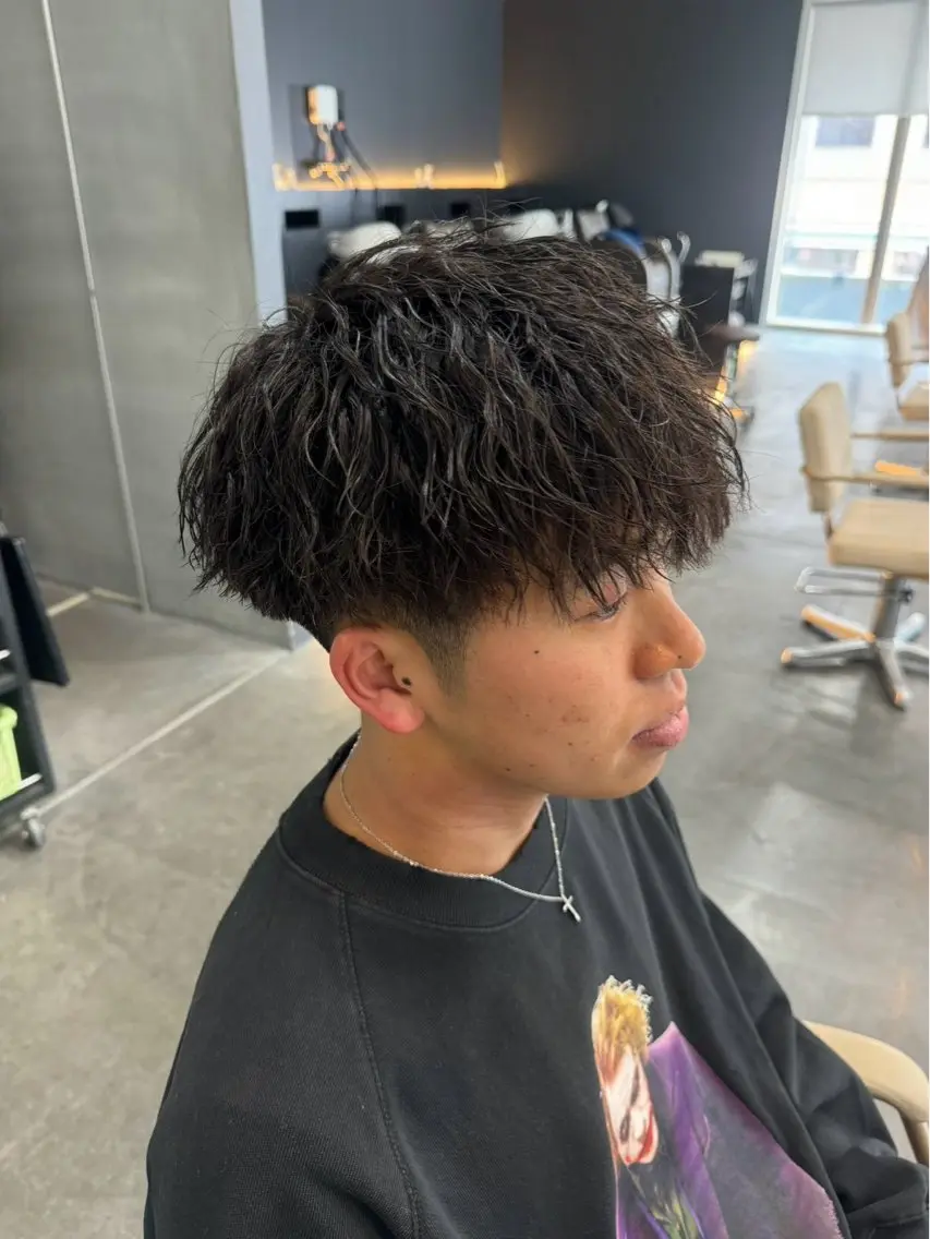 パーマ メンズ メンズパーマ ツイストスパイラルパーマ スパイラルパーマ 河合 澪のヘアスタイル
