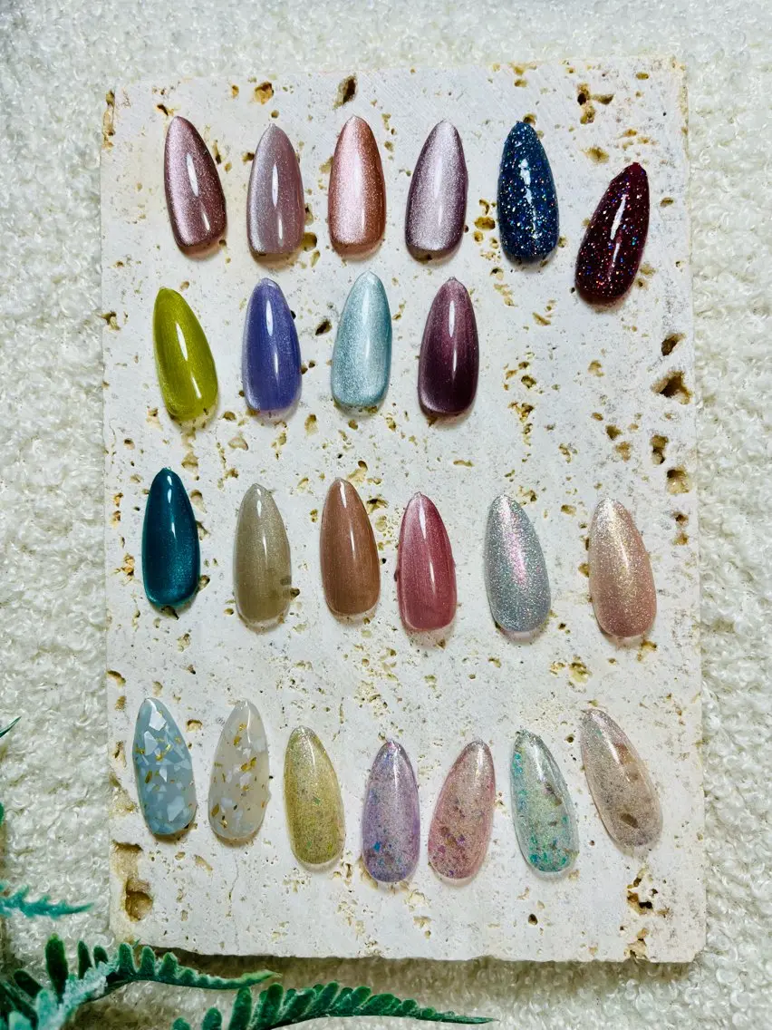 ネイル マグネットネイル nail room.のネイルデザイン